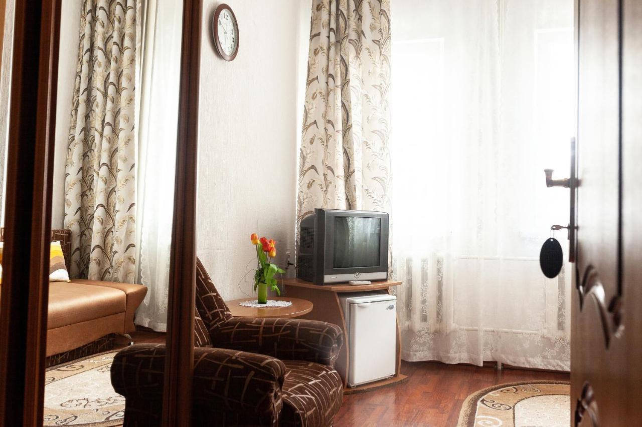Gostinitsa Elen Hotel Shchuchyn Exterior foto